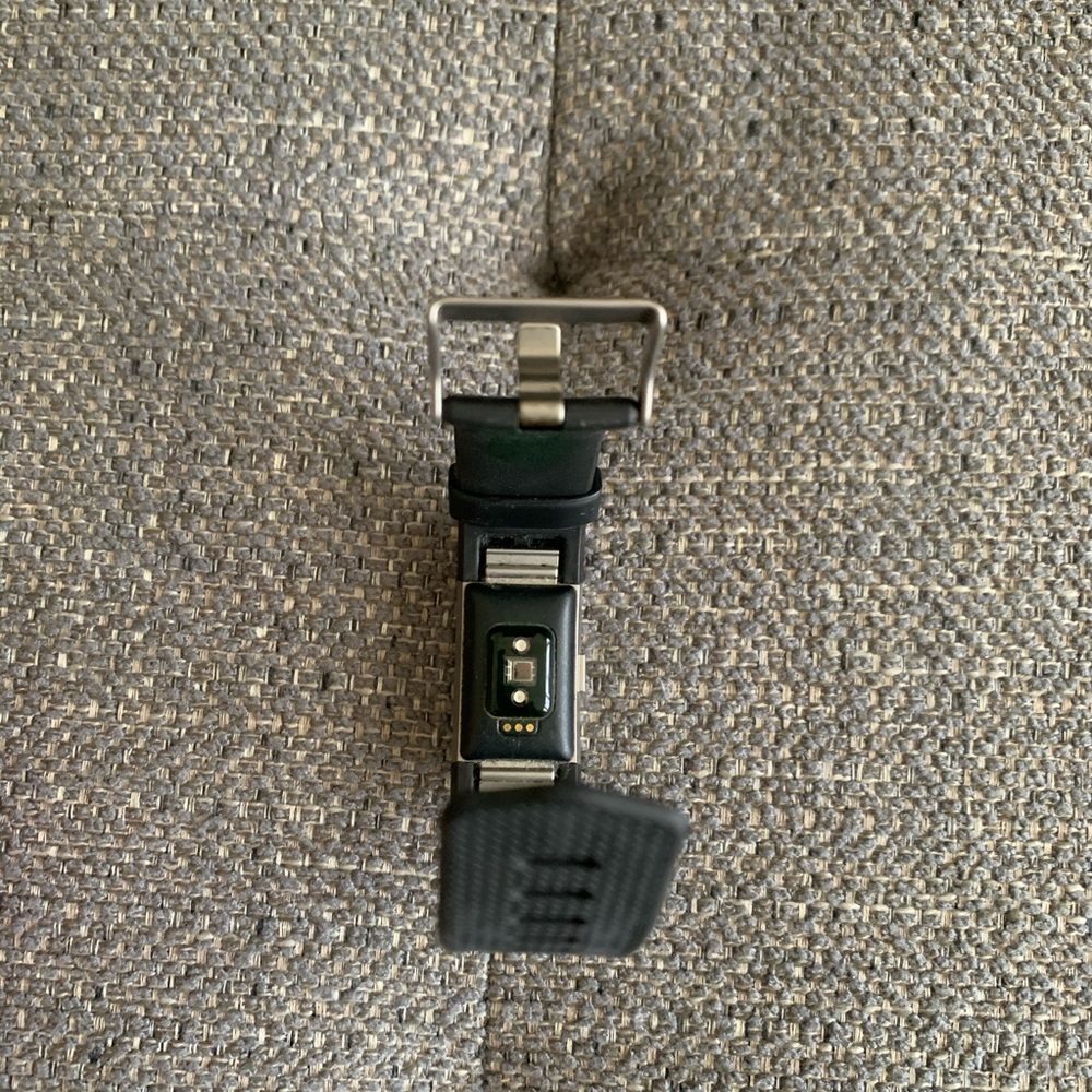 Fitbit Hr Charge - image 3